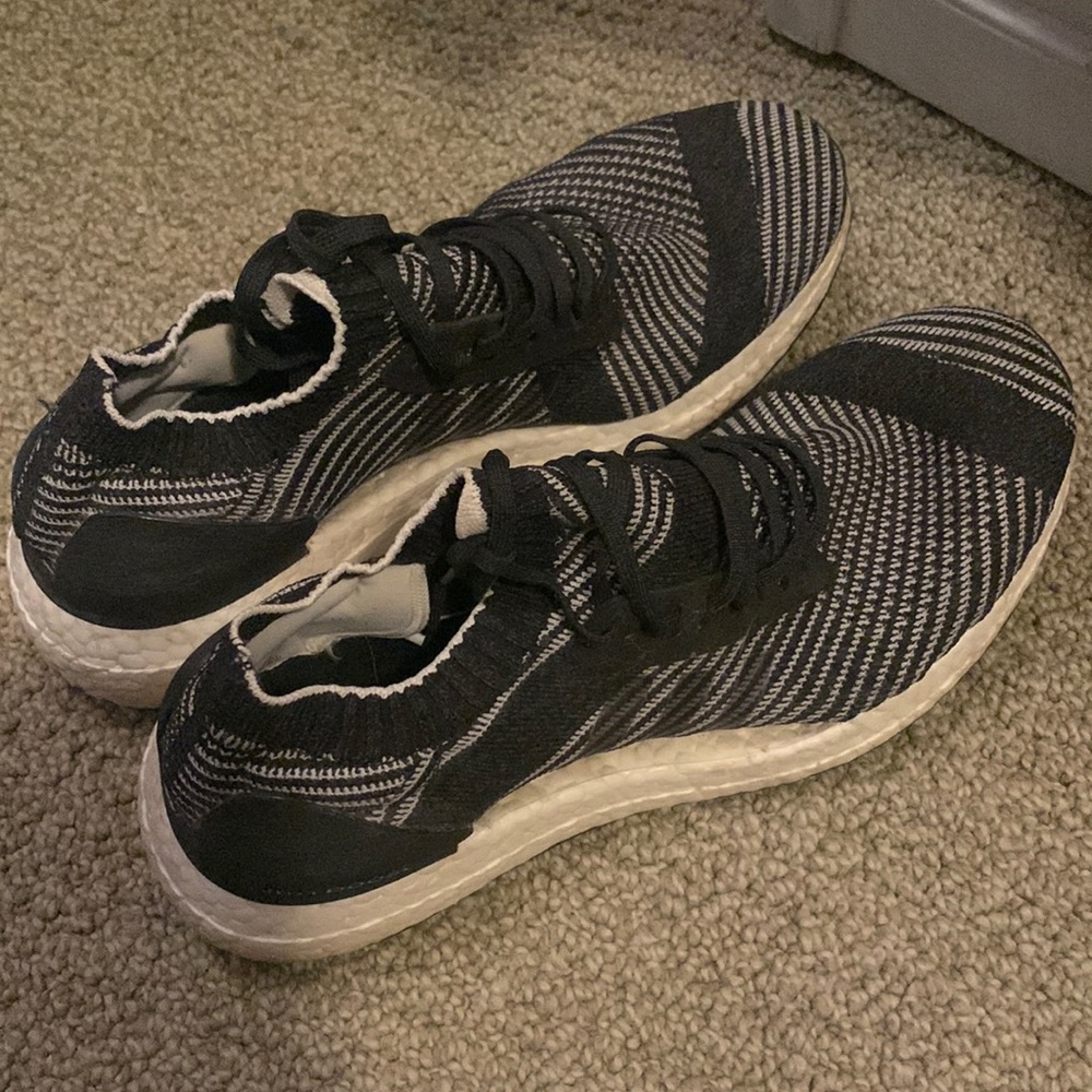 Adidas Sneakers